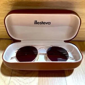 Illesteva | Accessories | Illesteva Allen M Sunglasses  display picture 3